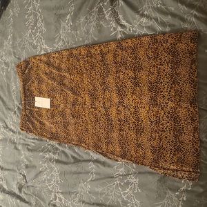 NEW unworn Wayf midi leaopard/cheetah print skirt